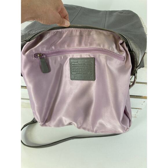 COACH 19303 MEDIUM SILVER METALIC LEATHER CROSSBODY BAG - Picture 12 of 16